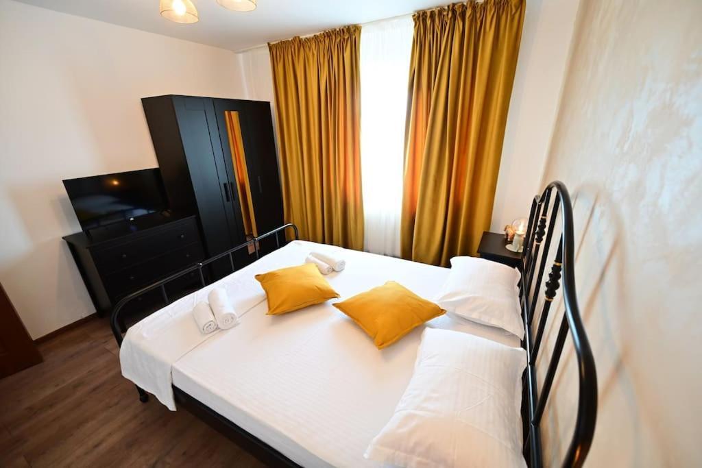 Flh - Apartament Damar Sibiu Eksteriør billede