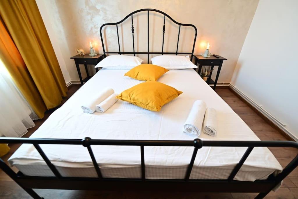 Flh - Apartament Damar Sibiu Eksteriør billede